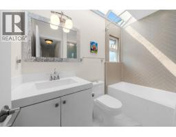 4 230 W 16th Street, North Vancouver, BC V7M1T6 Photo 26