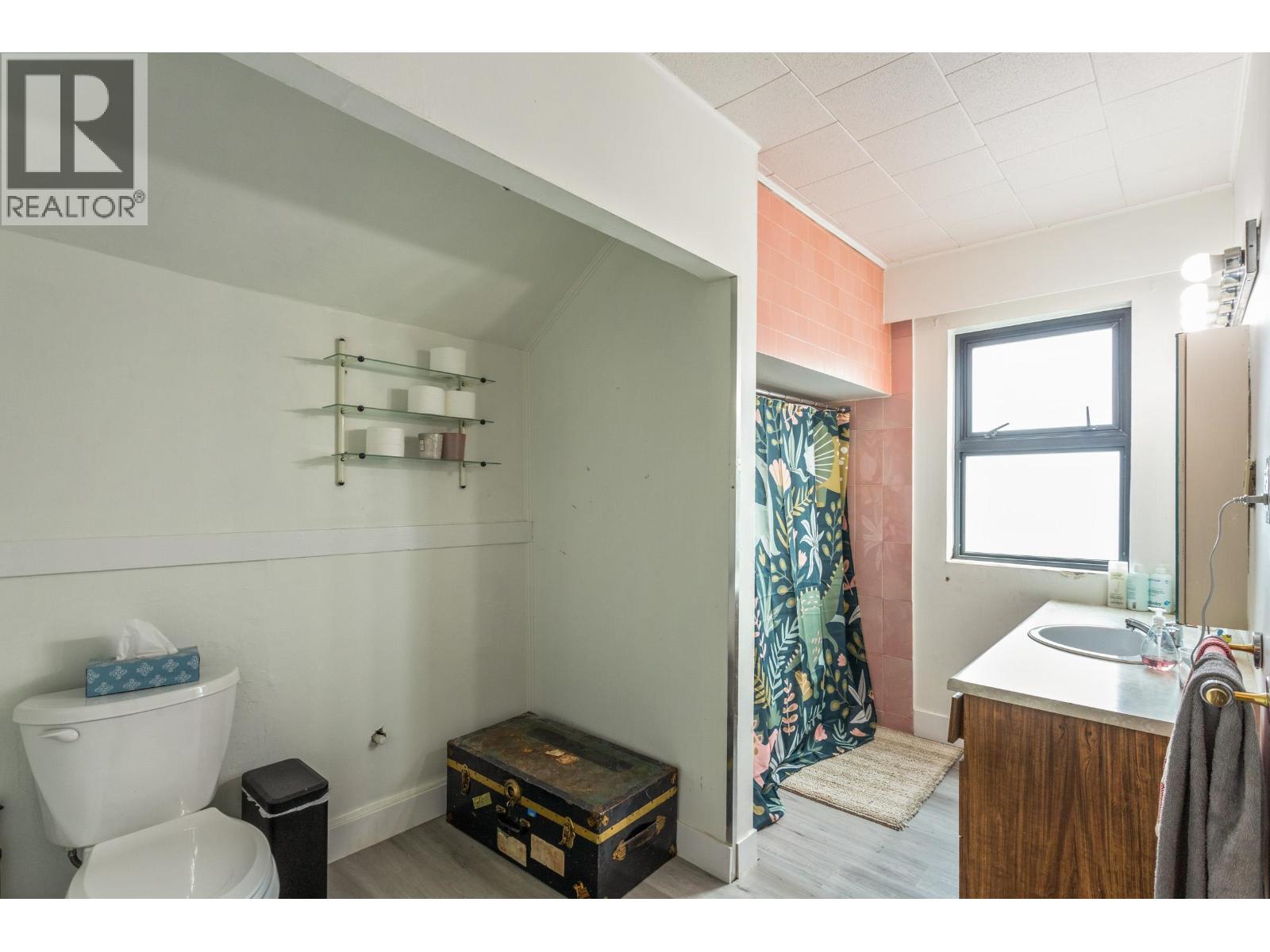 1444 LAKEWOOD DRIVE, Vancouver