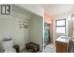 1444 Lakewood Drive, Vancouver, BC V5L4M8 Photo 18