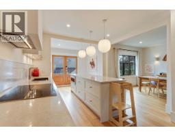 1444 Lakewood Drive, Vancouver, BC V5L4M8 Photo 9