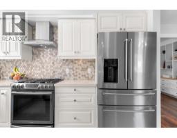 4 230 W 16th Street, North Vancouver, BC V7M1T6 Photo 9