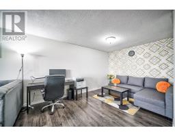 1710 - 5 Rowntree Road, Toronto, ON M9V5G9 Photo 9