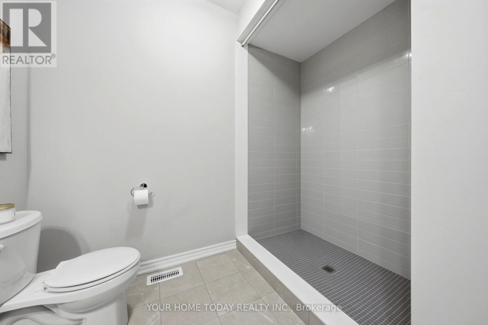 25 BRAIDA LANE - 17