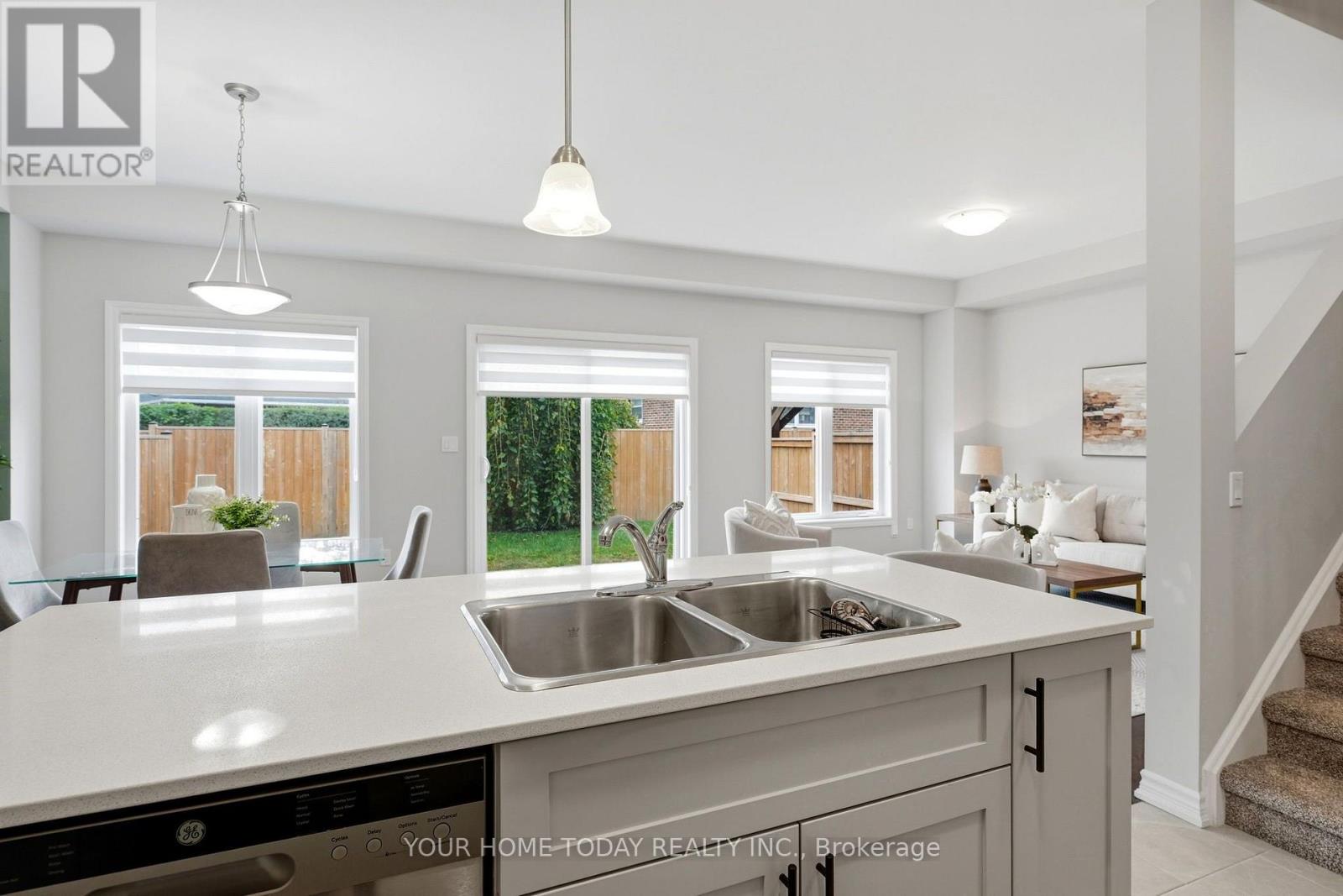 25 BRAIDA LANE - 9