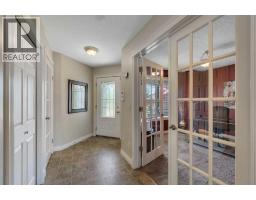 84 Willowbrook Crescent NW - photo 4