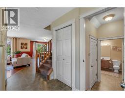84 Willowbrook Crescent NW - photo 3