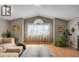 84 Willowbrook Crescent NW - photo 22