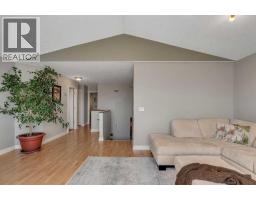 84 Willowbrook Crescent NW - photo 23