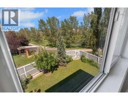 84 Willowbrook Crescent NW - photo 27