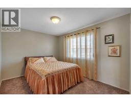84 Willowbrook Crescent NW - photo 30