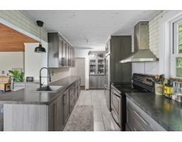 171 Ch. De L'Église, Val Des Monts, QC J8N2A2 Photo 8