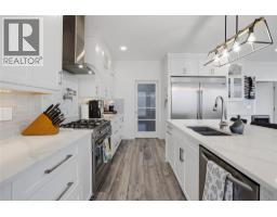 5pc Ensuite bath - 848 Cantle Drive, Kamloops, BC V2B0A7 Photo 18
