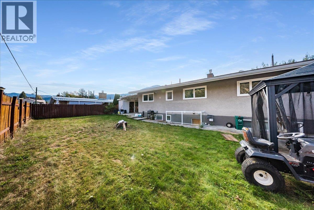 290 8TH Avenue - Image 27