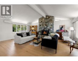 Bathroom - 9760 Glynnwood Park Rd, North Saanich, BC V8L5H4 Photo 10