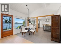 Kitchen - 9760 Glynnwood Park Rd, North Saanich, BC V8L5H4 Photo 13