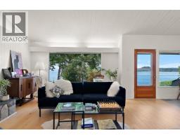 Family room - 9760 Glynnwood Park Rd, North Saanich, BC V8L5H4 Photo 9