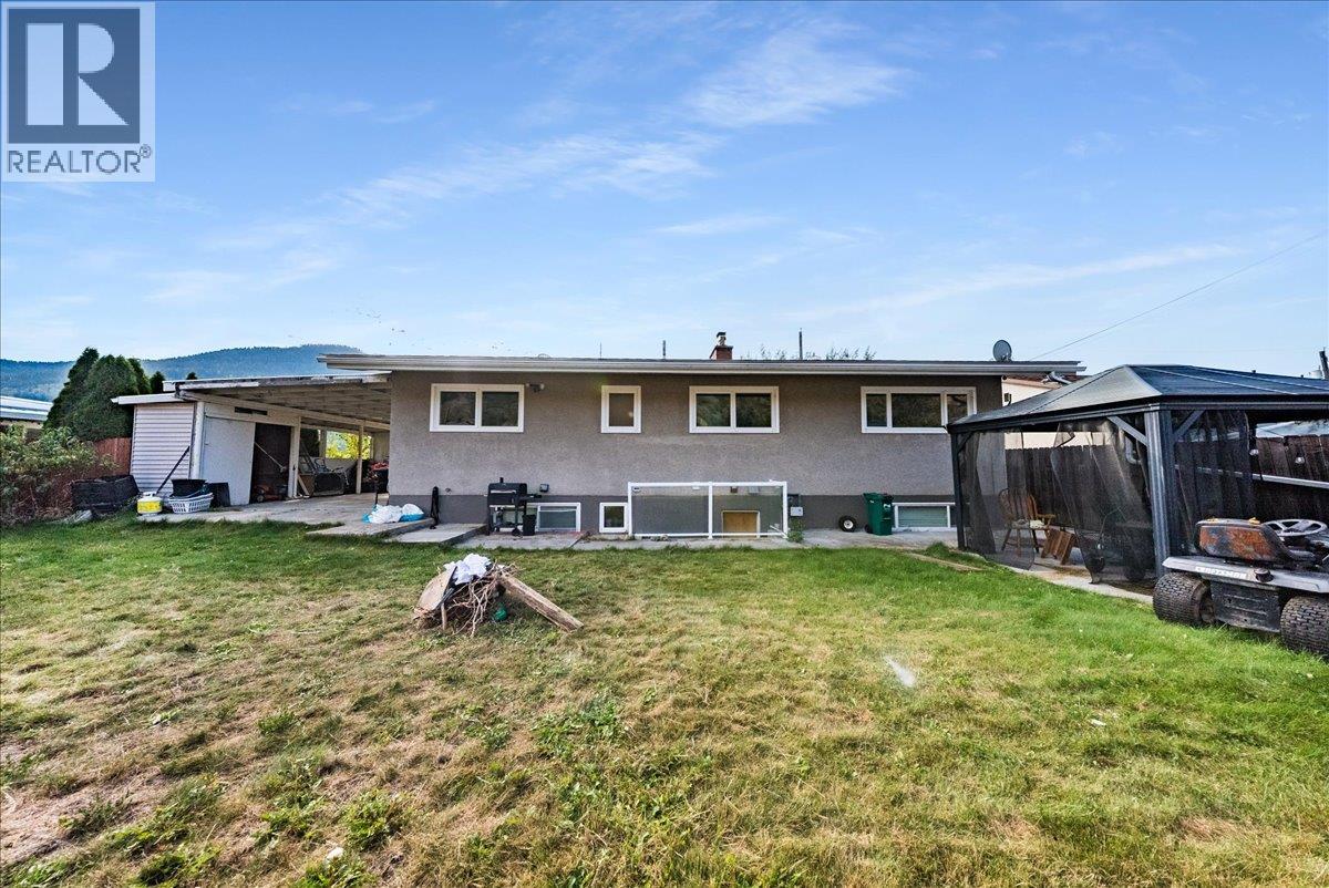 290 8TH Avenue - Image 5