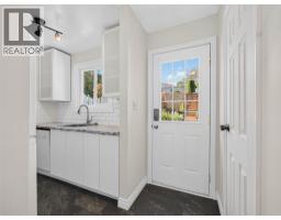 1710 Silver King Road, Nelson, BC V1L1C7 Photo 14