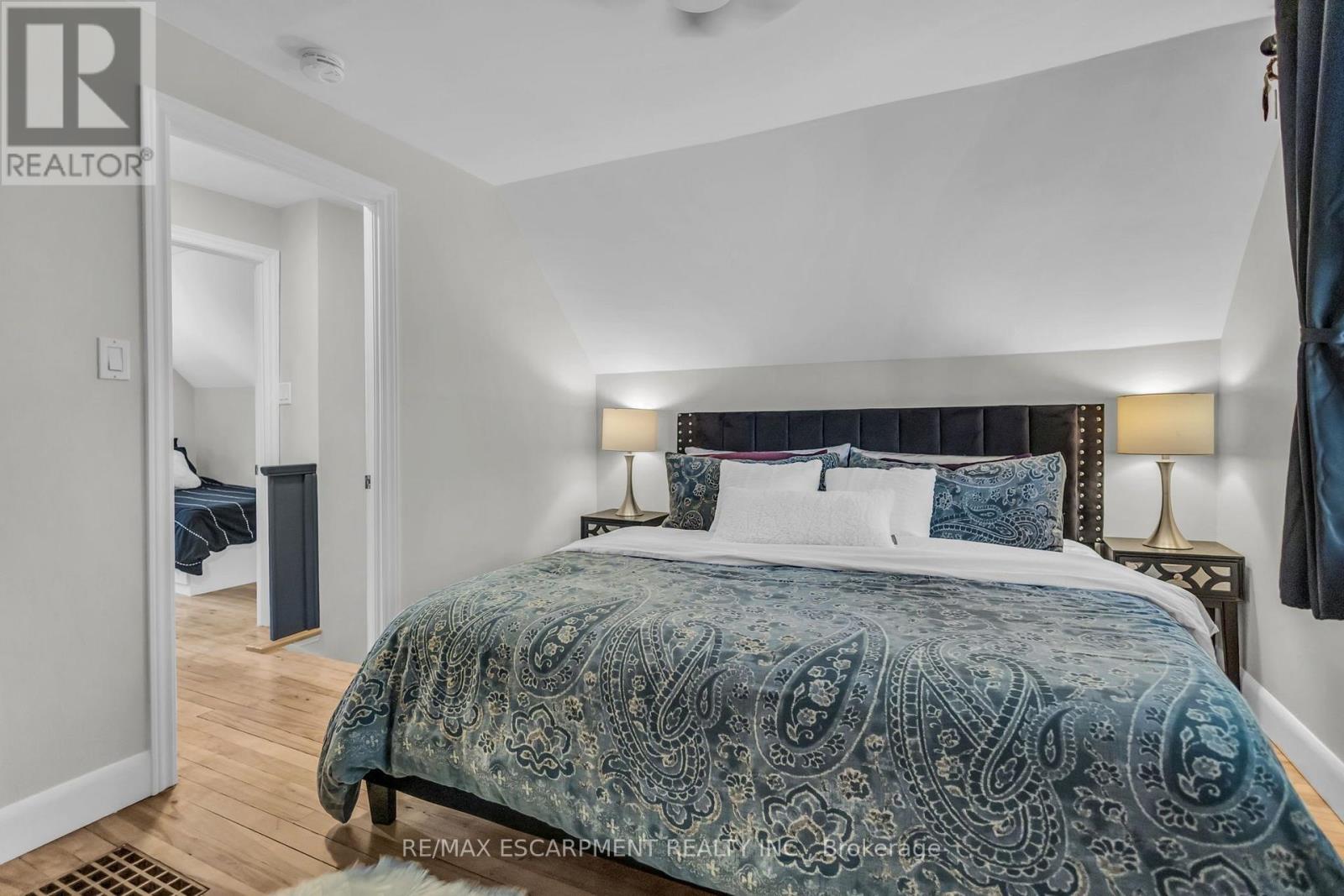 79 BRYDGES STREET - 36