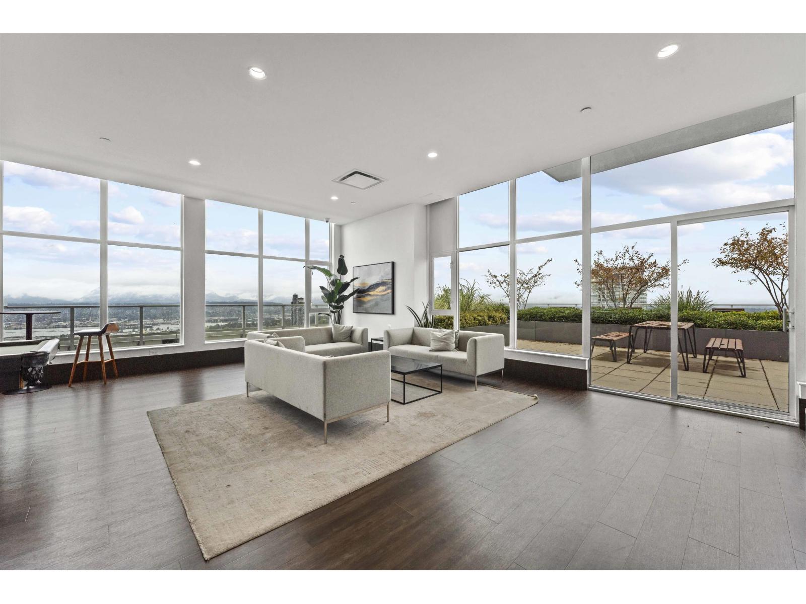 Photo of 2109 13350 CENTRAL AVENUE 19