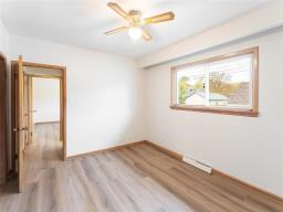 725 Mcleod Avenue, Winnipeg, MB R2K0B8 Photo 20