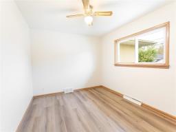 725 Mcleod Avenue, Winnipeg, MB R2K0B8 Photo 23