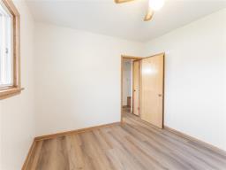 725 Mcleod Avenue, Winnipeg, MB R2K0B8 Photo 24