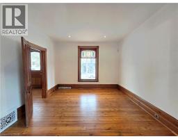 7 Ontario Street, Grimsby, ON L3M3G8 Photo 9