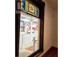 7 Ontario Street, Grimsby, ON L3M3G8 Photo 10