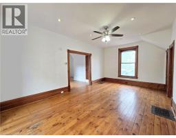 7 Ontario Street, Grimsby, ON L3M3G8 Photo 8