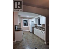 145 19 Street N - photo 16