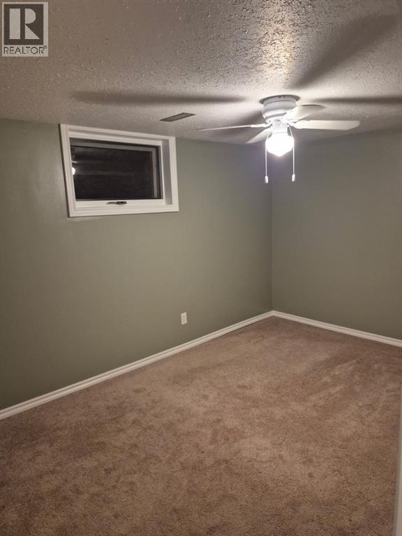 145 19 Street N - 29