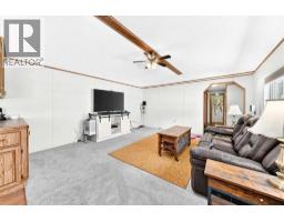 Primary Bedroom - 130, 6724 17 Avenue Se, Calgary, AB T2A0W5 Photo 9