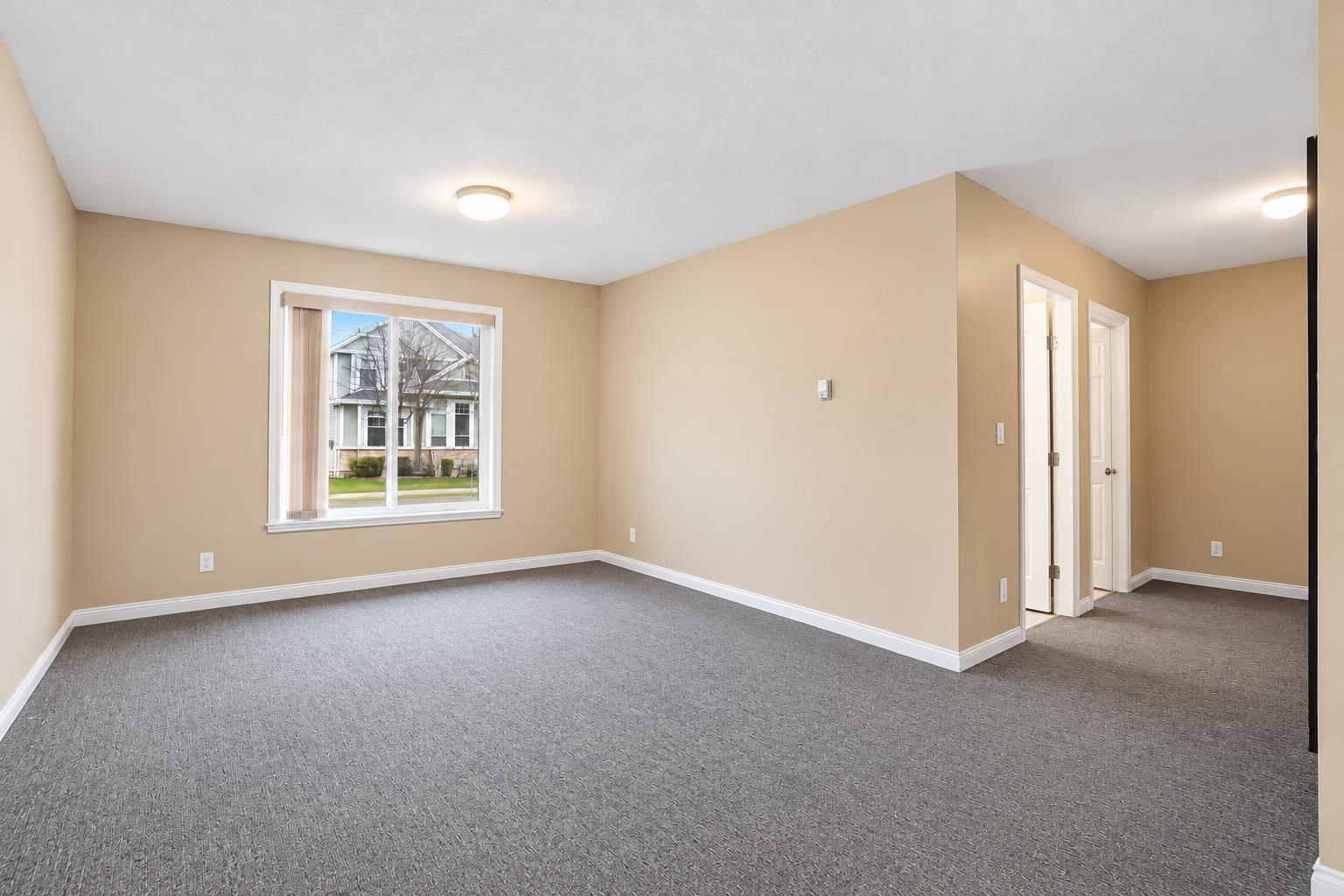 Photo of 6593 125A STREET 19
