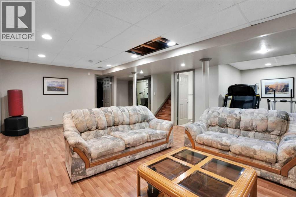 264 Willowmere Close - Image 40