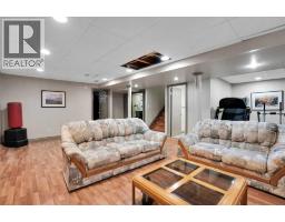 264 Willowmere Close - photo 40