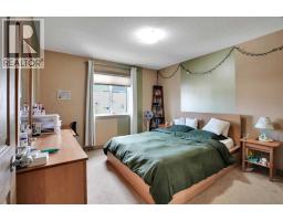264 Willowmere Close - photo 30