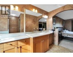 264 Willowmere Close - photo 38