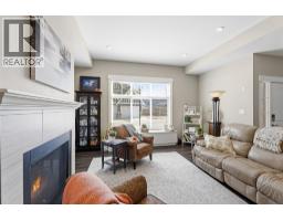 5pc Ensuite bath - 2514 Spring Bank Avenue Unit# 106, Merritt, BC V1K0B1 Photo 11