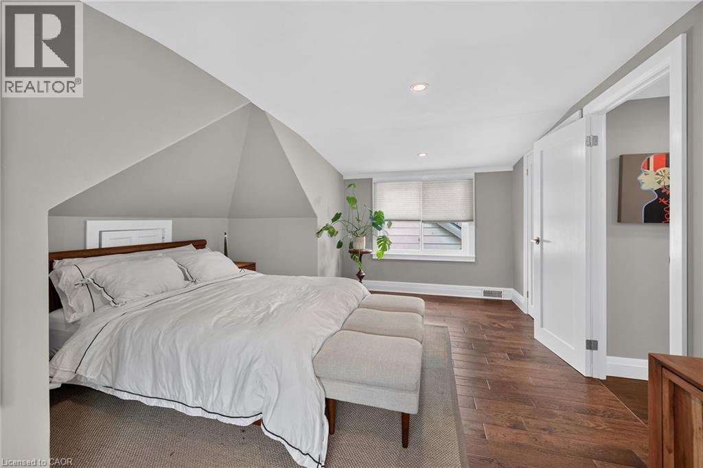 28 BAKER Street - Image 32