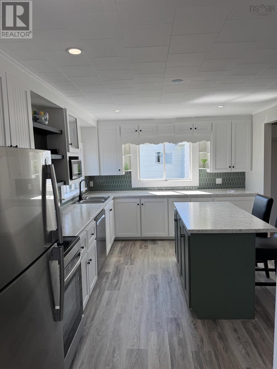1287 Highway 335 - Image 12