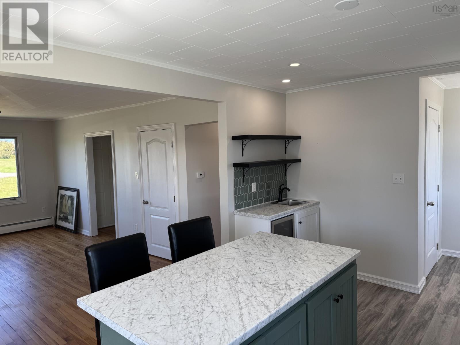 1287 Highway 335 - Image 15