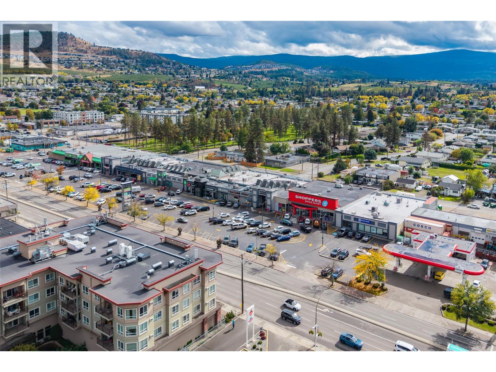 #208 250 Dougall Road N - 37