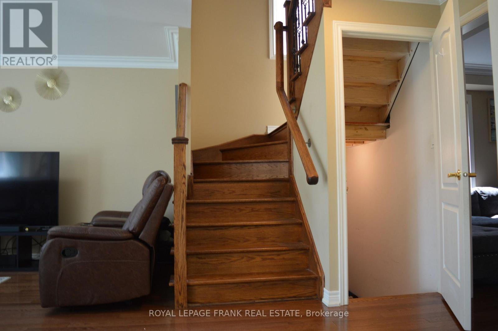 61 Summerside Avenue, Whitby, ON photo 14