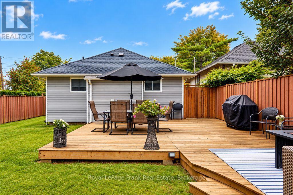 34 PLEASANT VIEW AVENUE - Image 3
