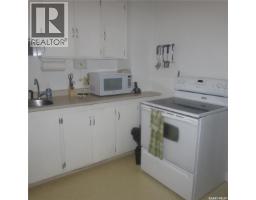 1742 Quebec Street, Regina, SK S4P1J3 Photo 11
