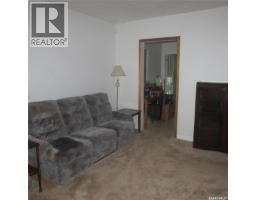 1742 Quebec Street, Regina, SK S4P1J3 Photo 9