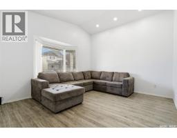 Den - 1024 Snowberry Way N, Regina, SK S4X4N8 Photo 8