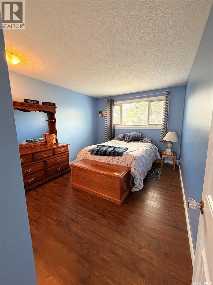 612 2nd STREET W - 8