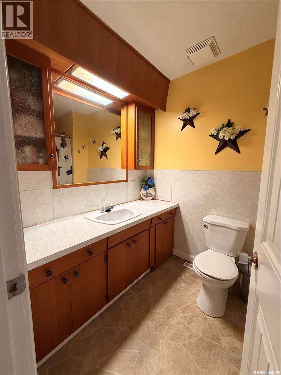612 2nd STREET W - 9